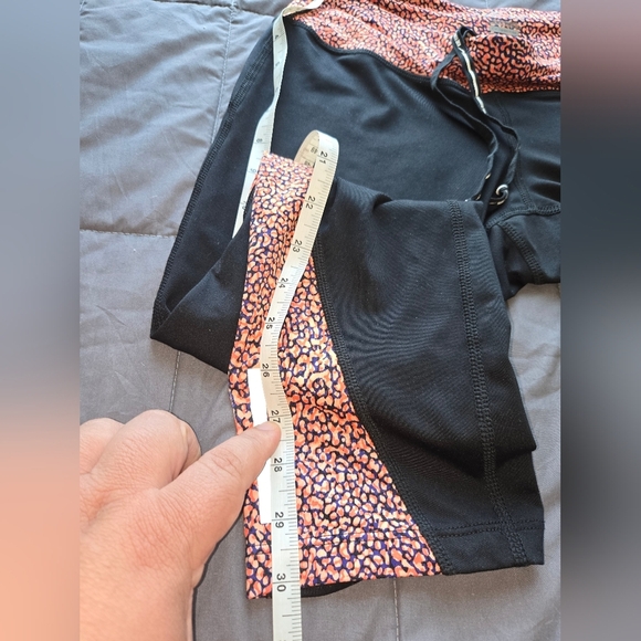 Nike Running Dri-fit Activewear Size M Black/orange Color - Picture 6 of 6